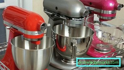 A KitchenAid kézműves keverője A KitchenAid kézműves keverője