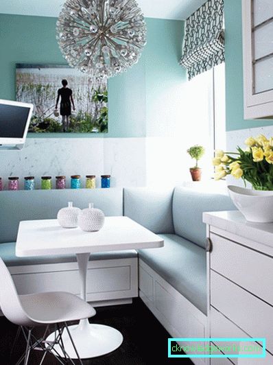 A konyha IKEA kanapé alszik A konyha IKEA kanapé alszik