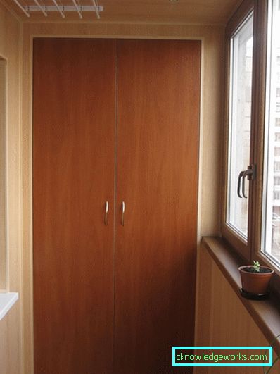 Szekrény az erkélyen - 70 fotó csodálatos design lehetőségekről.