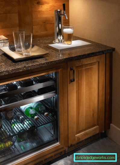 Hűtőszekrény mini bár
