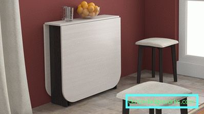 Étkezőasztal egy kis konyha számára Étkezőasztal egy kis konyha számára