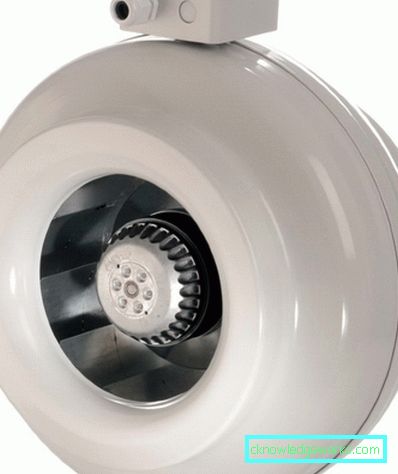 Kipufogó ventilátor a konyhában Kipufogó ventilátor a konyhában
