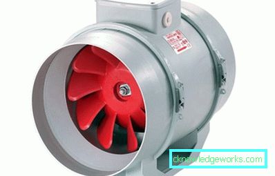 Kipufogó ventilátor a konyhában Kipufogó ventilátor a konyhában