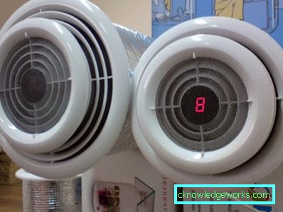 Kipufogó ventilátor a konyhában Kipufogó ventilátor a konyhában