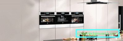 Beépített Electrolux kétkamrás hűtőszekrény Beépített Electrolux kétkamrás hűtőszekrény
